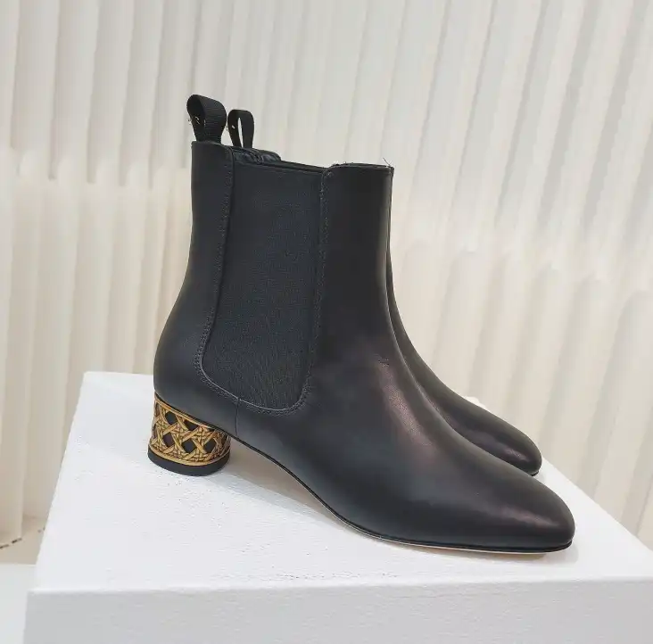 hype Christian Dior Boots