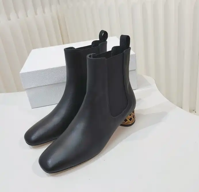 hype Christian Dior Boots