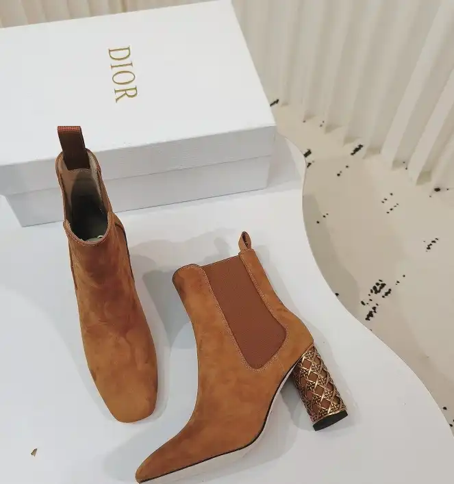 hype Christian Dior Boots