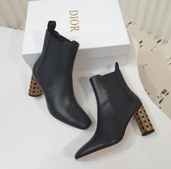 hype Christian Dior Boots