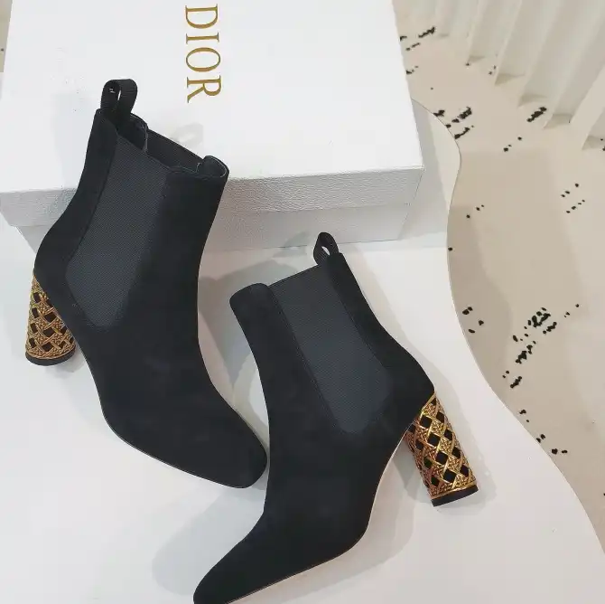 hype Christian Dior Boots