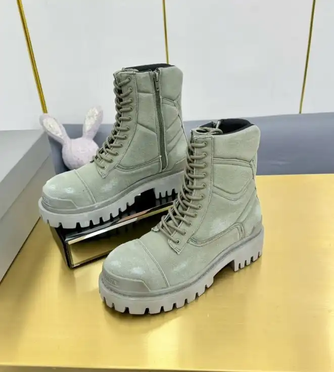 hype Balenciaga Boots