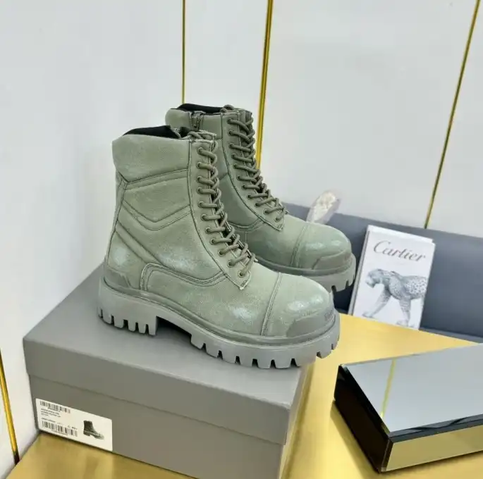 hype Balenciaga Boots