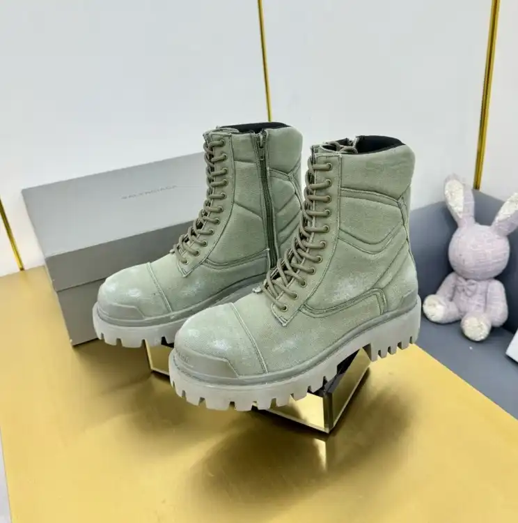 hype Balenciaga Boots