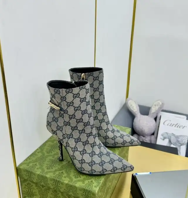 hype Gucci Boots