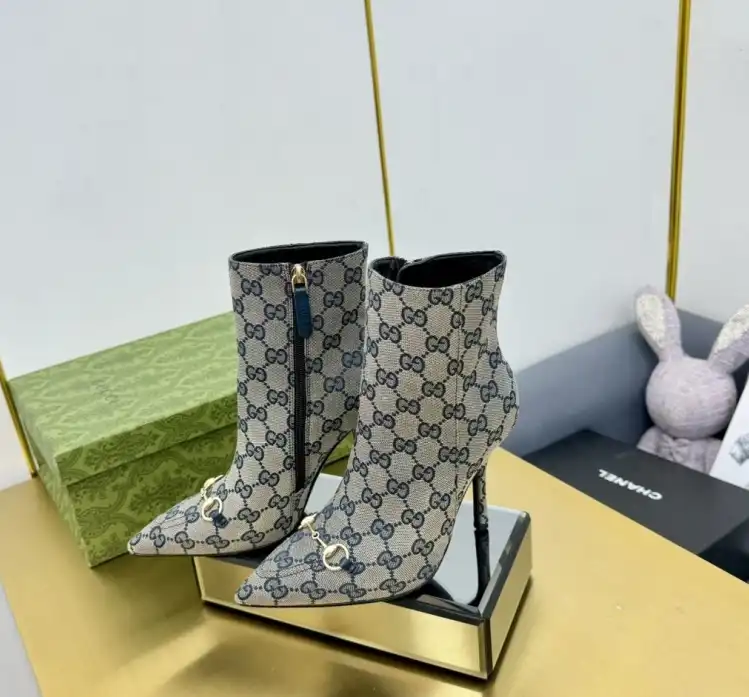 hype Gucci Boots