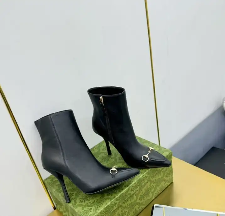 hype Gucci Boots