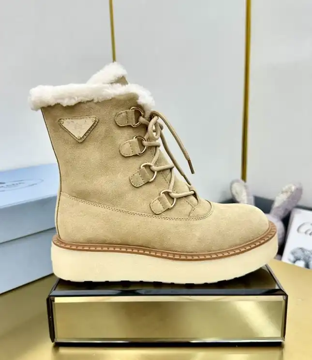 hype Prada Boots