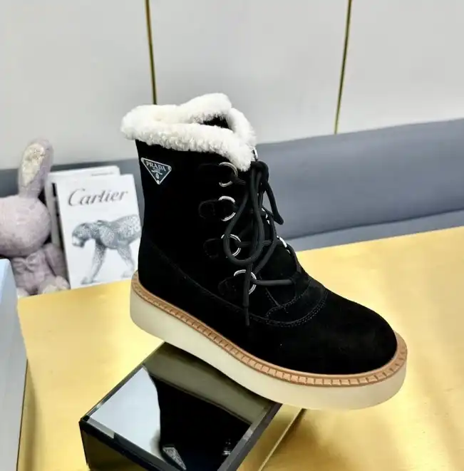 hype Prada Boots