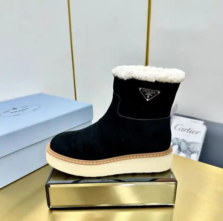 hype Prada Boots