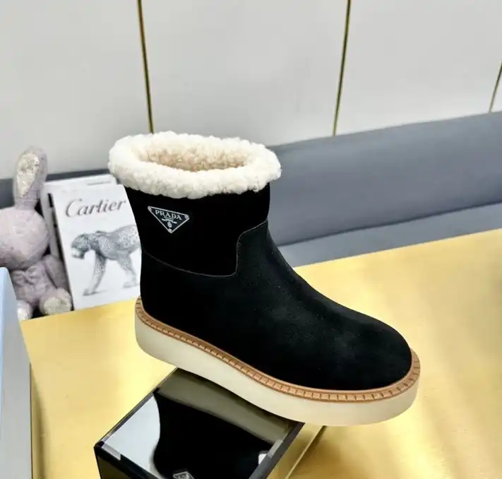 hype Prada Boots