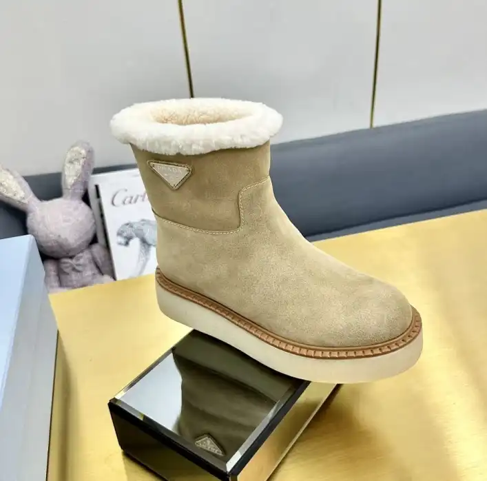 hype Prada Boots