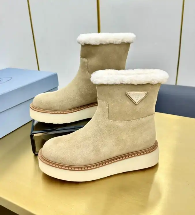 hype Prada Boots