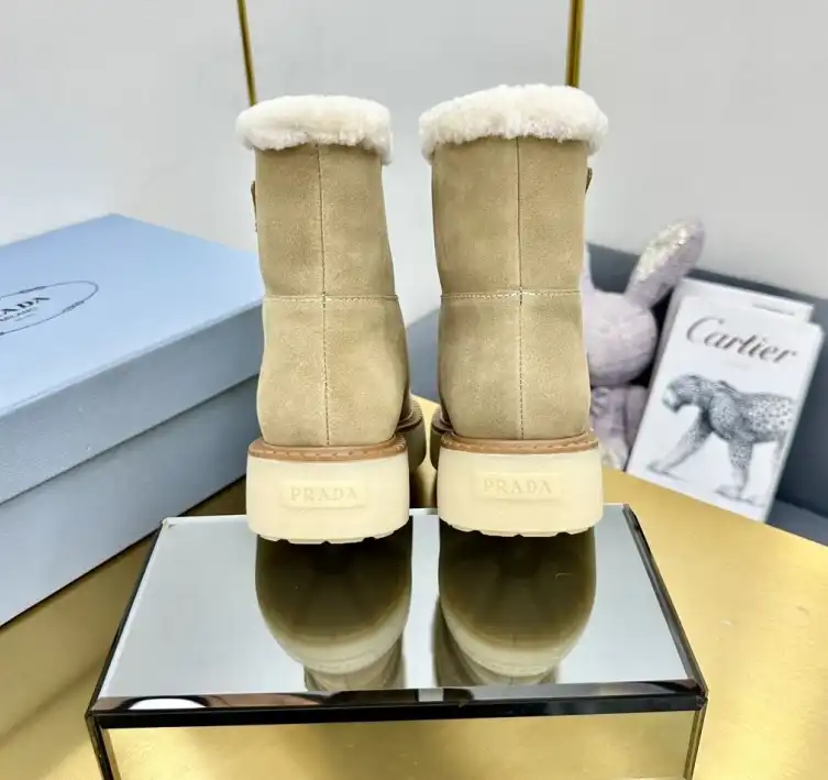 hype Prada Boots