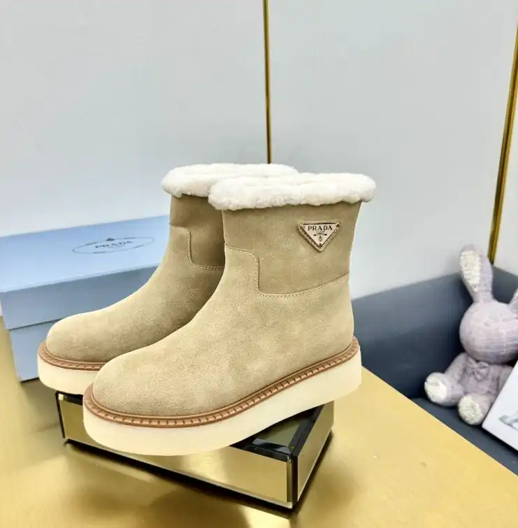 hype Prada Boots