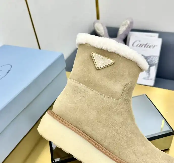 hype Prada Boots