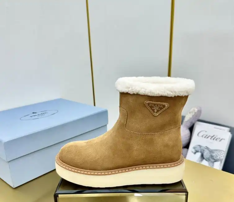 hype Prada Boots