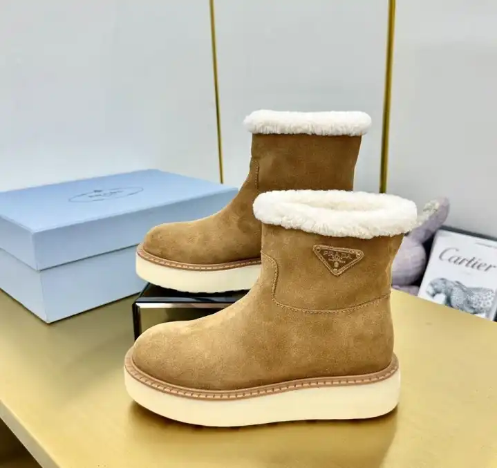 hype Prada Boots