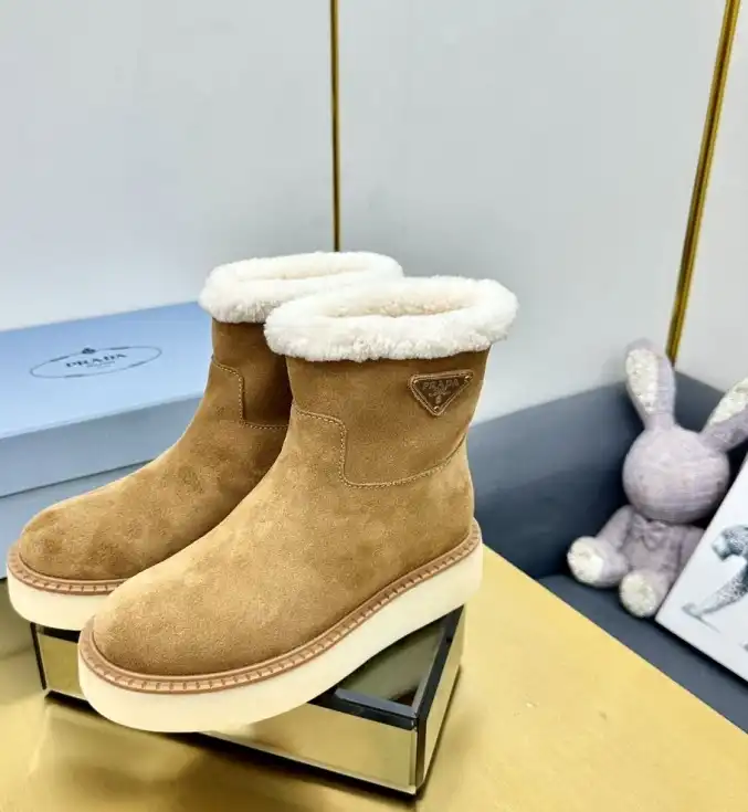 hype Prada Boots