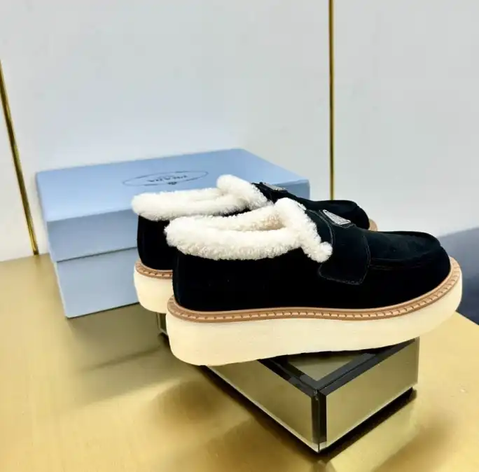 hype Prada Casual Shoes