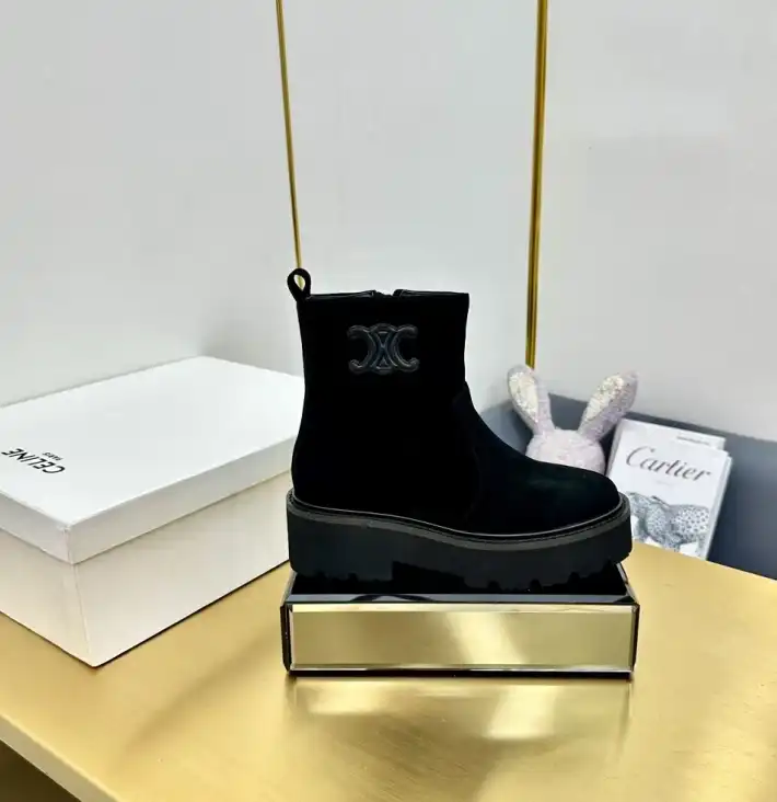 hype Celine Boots