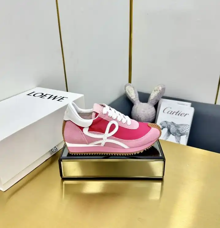 hype Loewe Sneakers