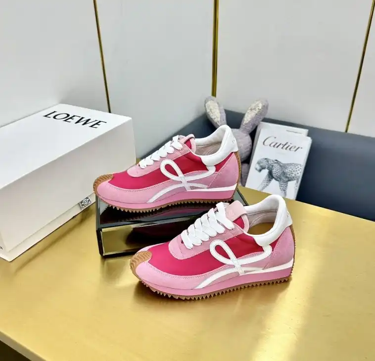 hype Loewe Sneakers