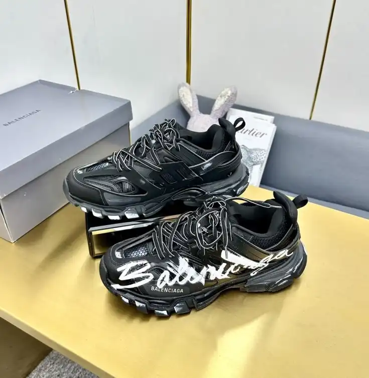 hype Balenciaga Sneakers