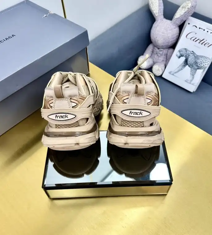 hype Balenciaga Sneakers