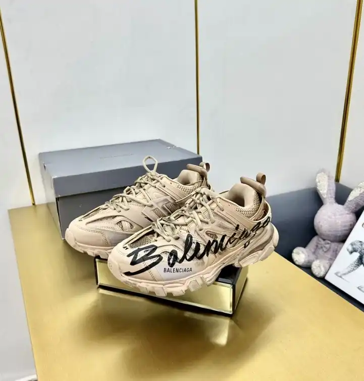 hype Balenciaga Sneakers