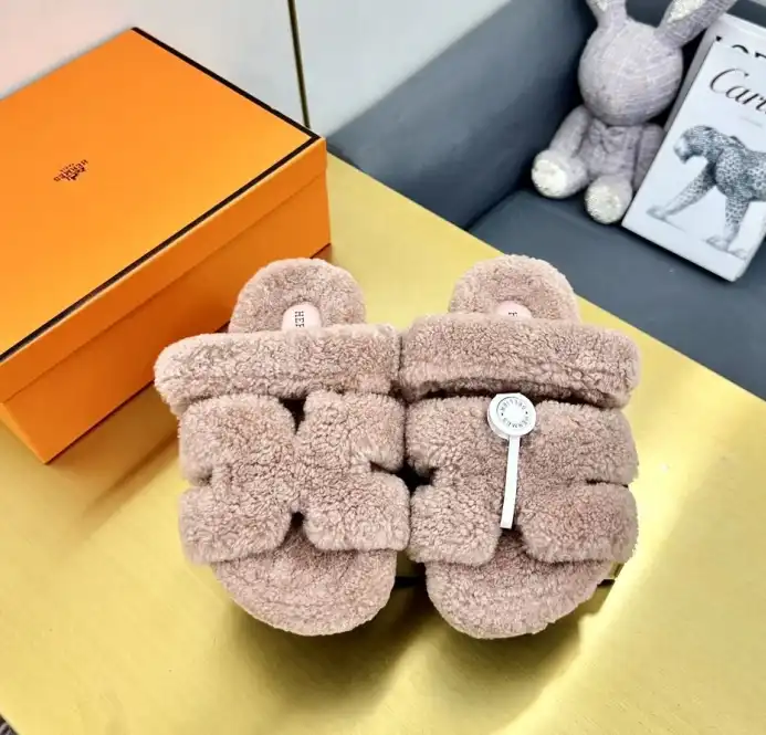 hype Hermes Slippers