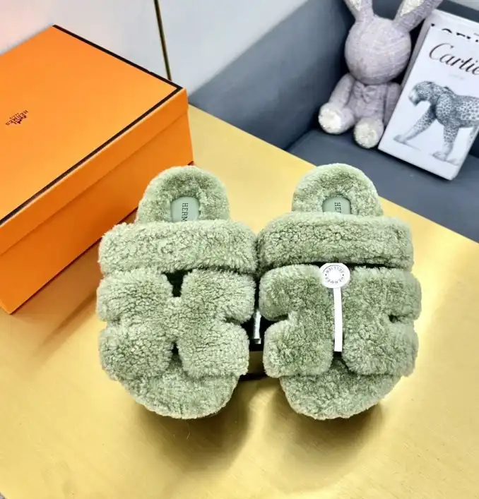 hype Hermes Slippers