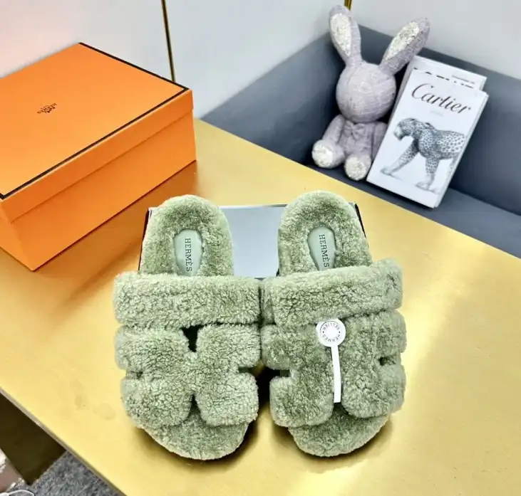 hype Hermes Slippers