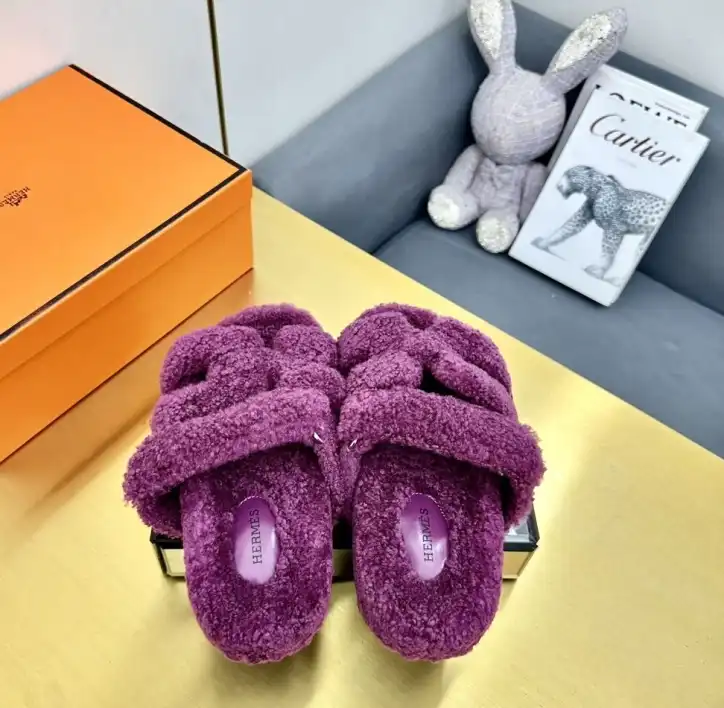 hype Hermes Slippers