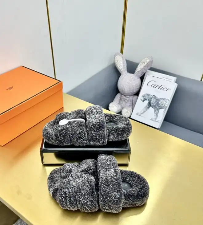 hype Hermes Slippers