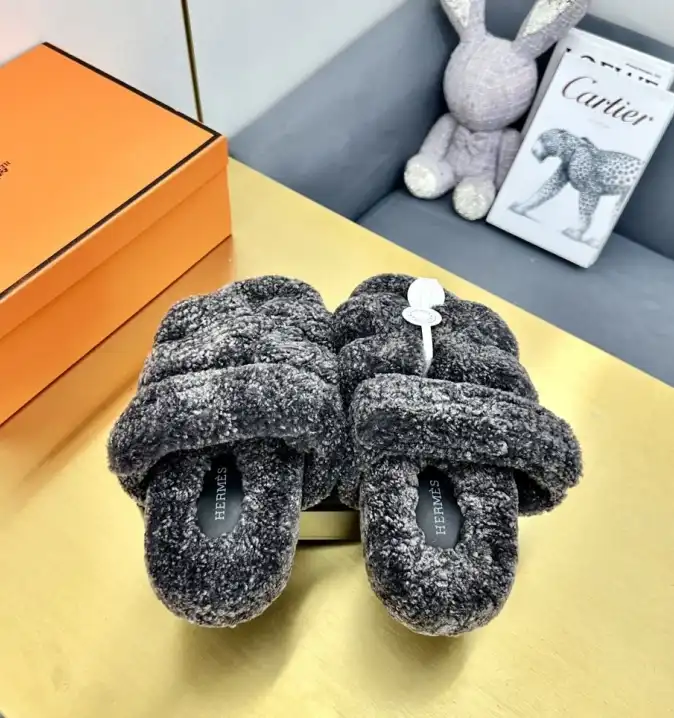 hype Hermes Slippers