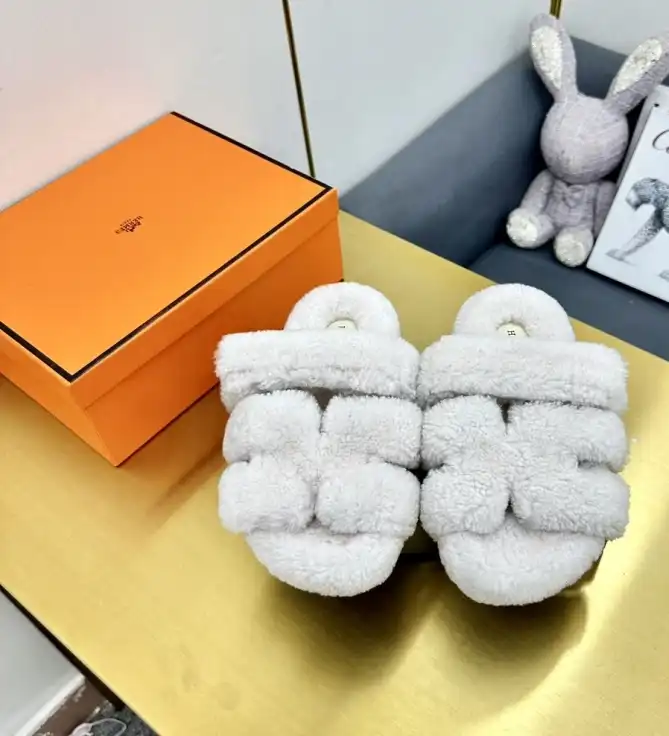 hype Hermes Slippers