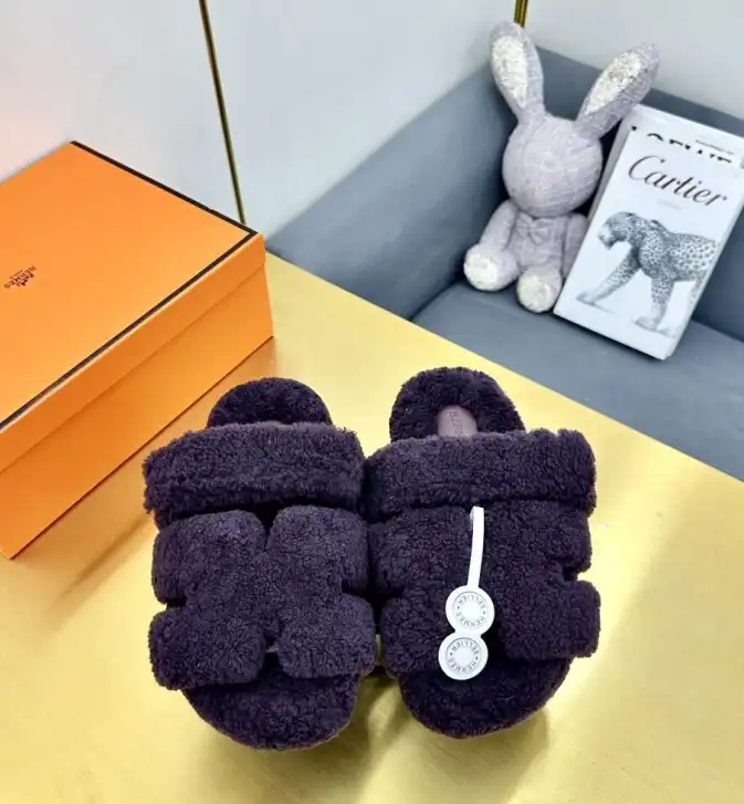 hype Hermes Slippers