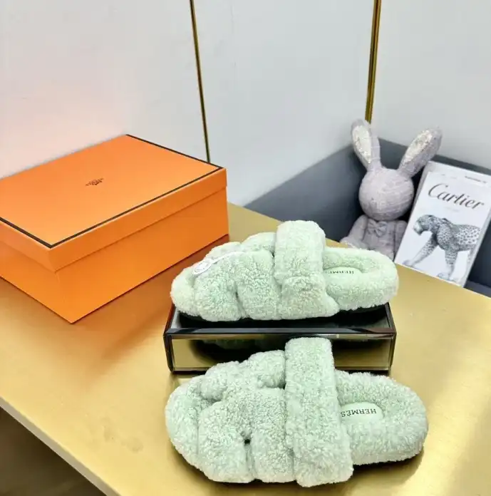 hype Hermes Slippers