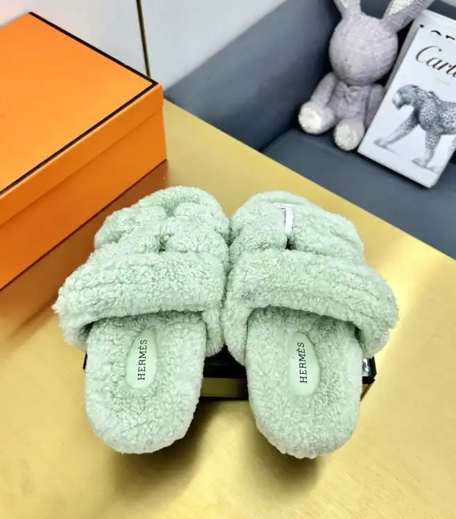 hype Hermes Slippers