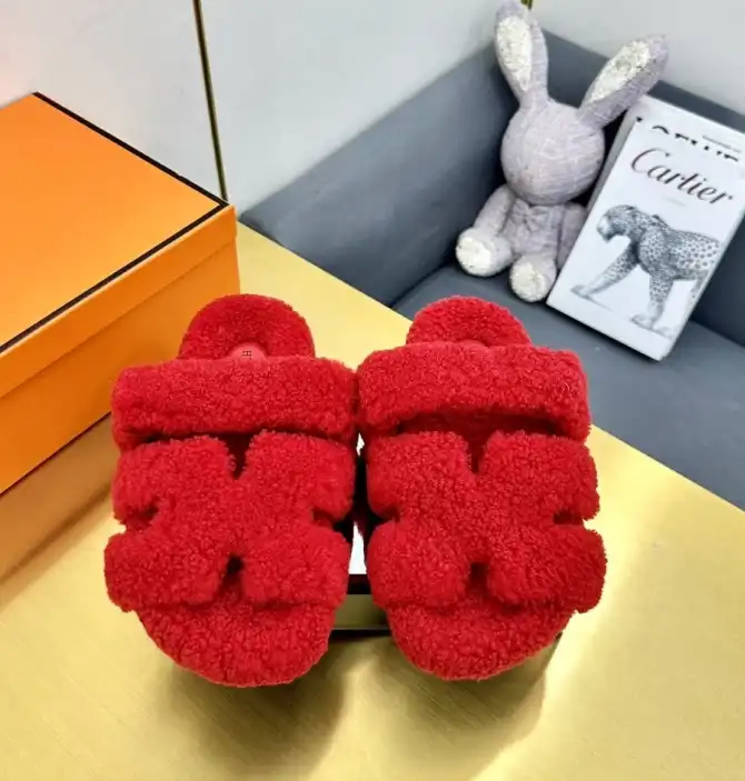 hype Hermes Slippers