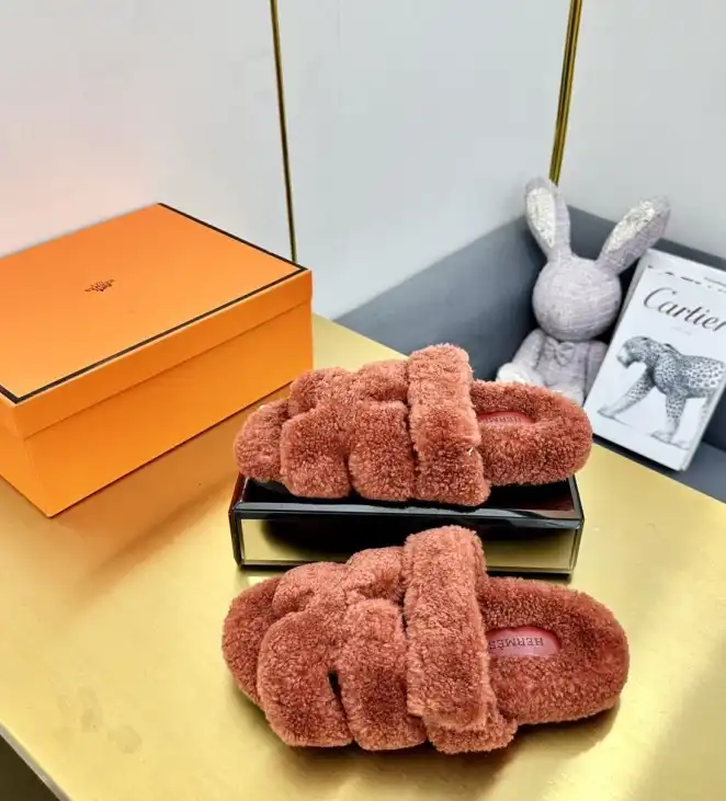 hype Hermes Slippers