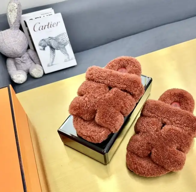 hype Hermes Slippers