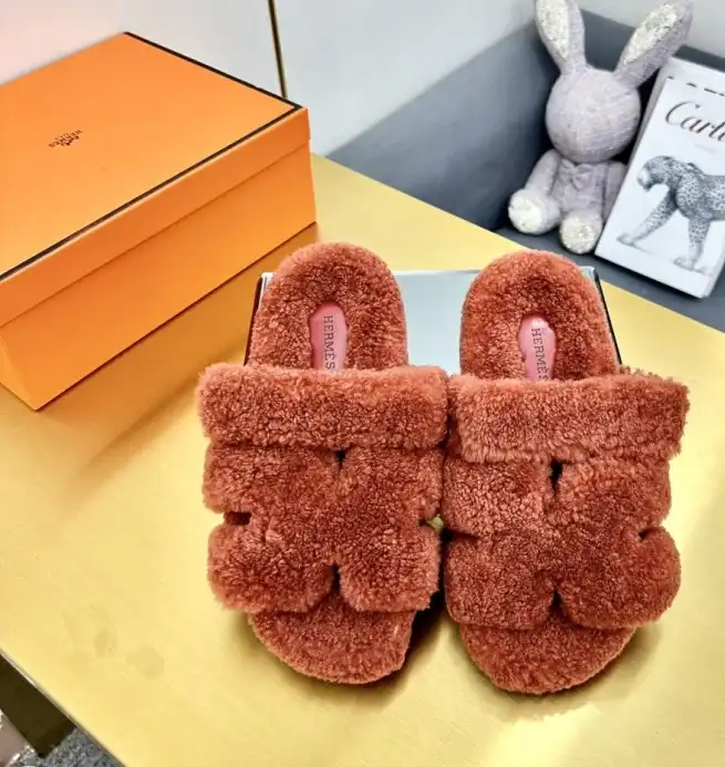 hype Hermes Slippers