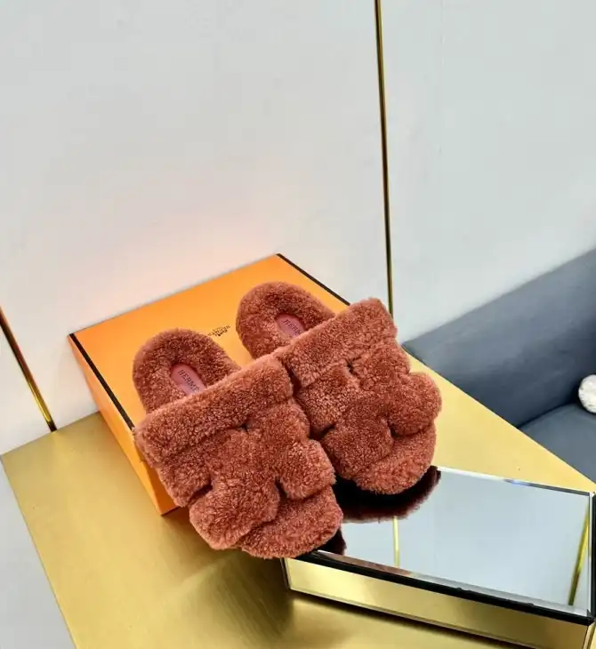 hype Hermes Slippers