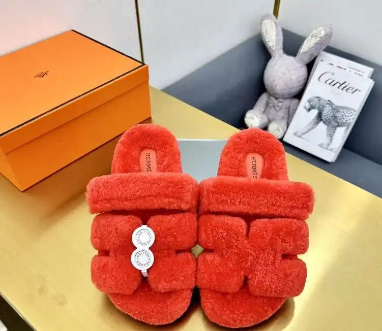 hype Hermes Slippers