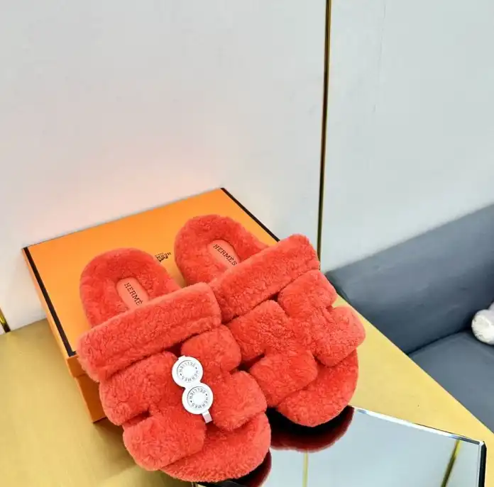 hype Hermes Slippers