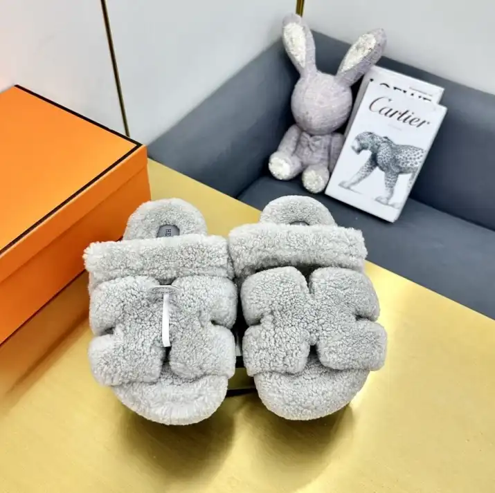 hype Hermes Slippers