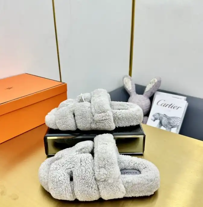 hype Hermes Slippers