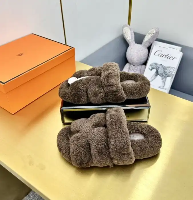 hype Hermes Slippers